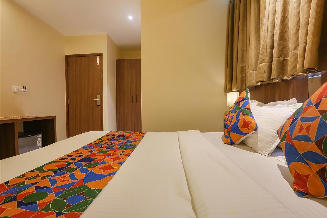 Fabhotel Royal International Мумбаи Экстерьер фото