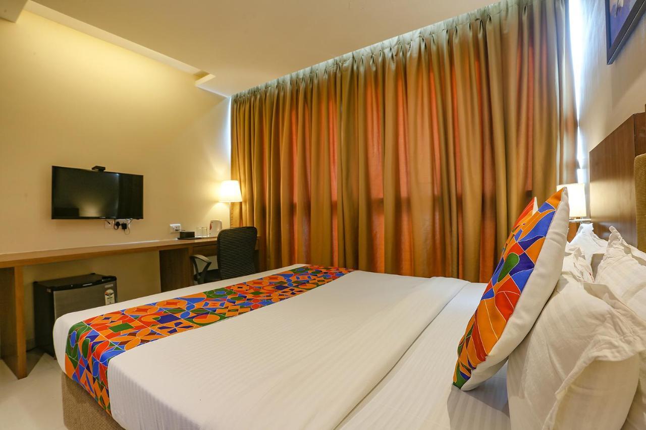 Fabhotel Royal International Мумбаи Экстерьер фото