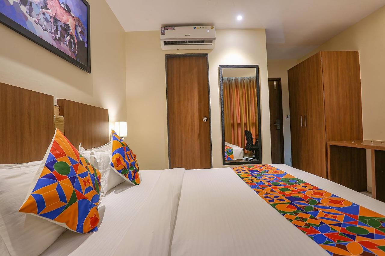 Fabhotel Royal International Мумбаи Экстерьер фото