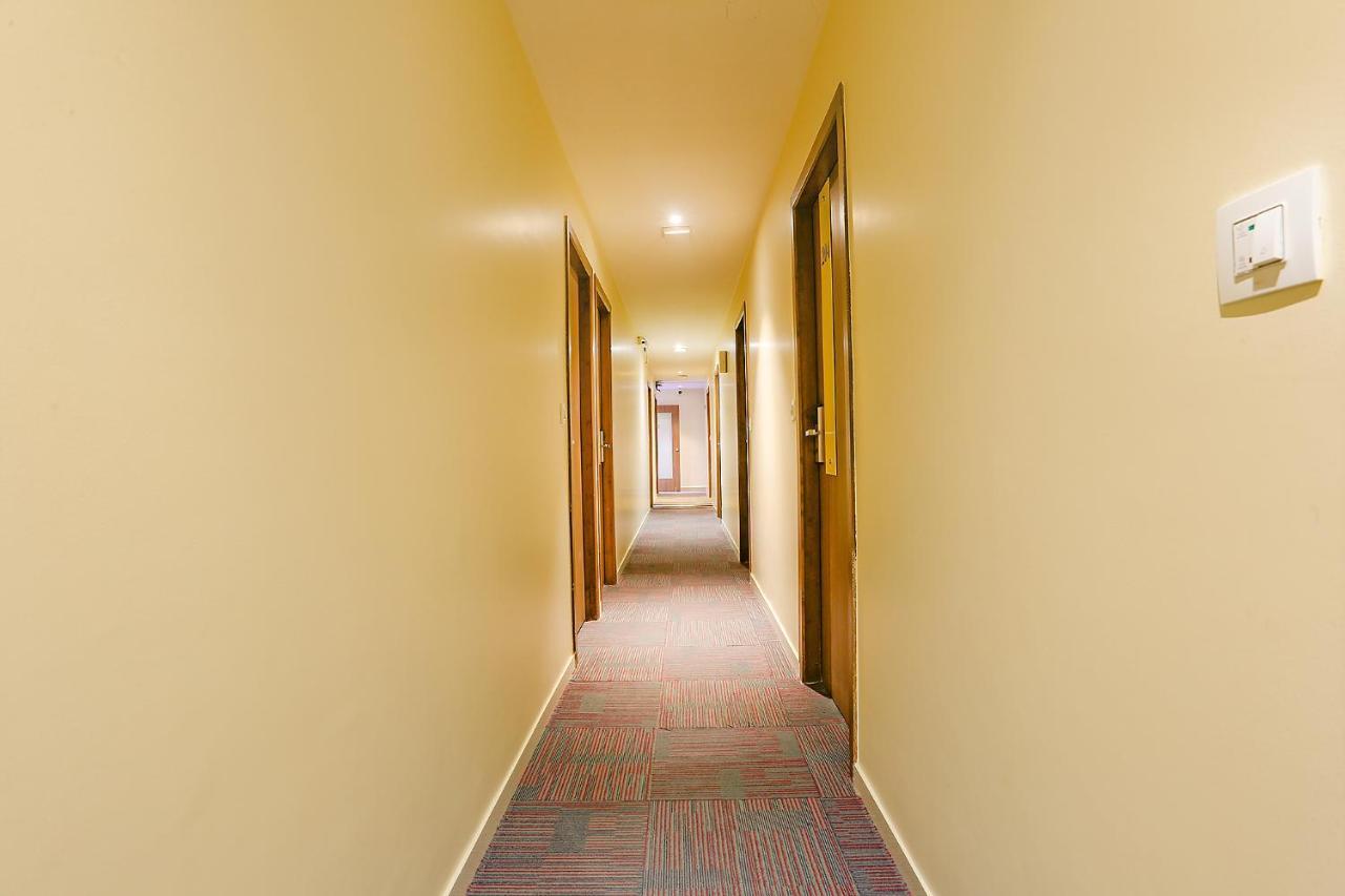 Fabhotel Royal International Мумбаи Экстерьер фото
