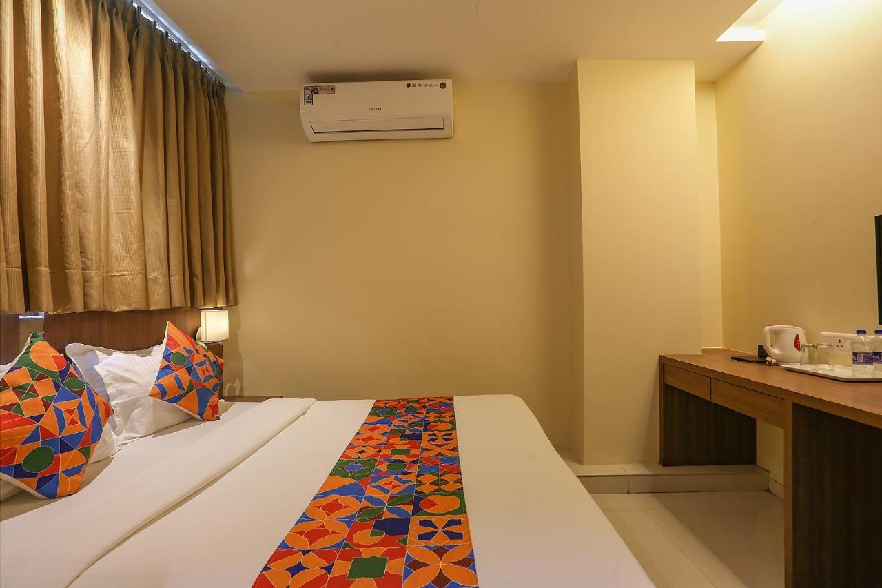 Fabhotel Royal International Мумбаи Экстерьер фото