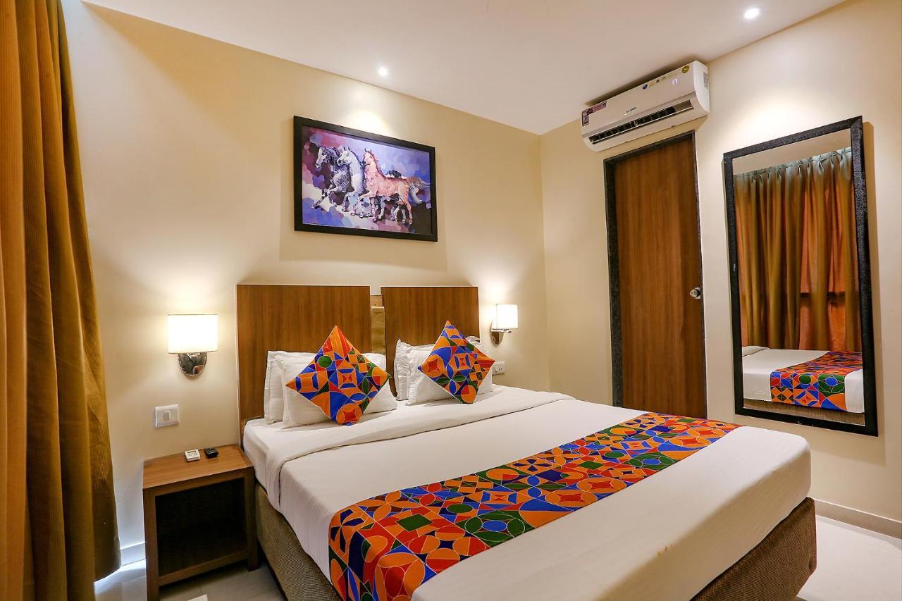 Fabhotel Royal International Мумбаи Экстерьер фото